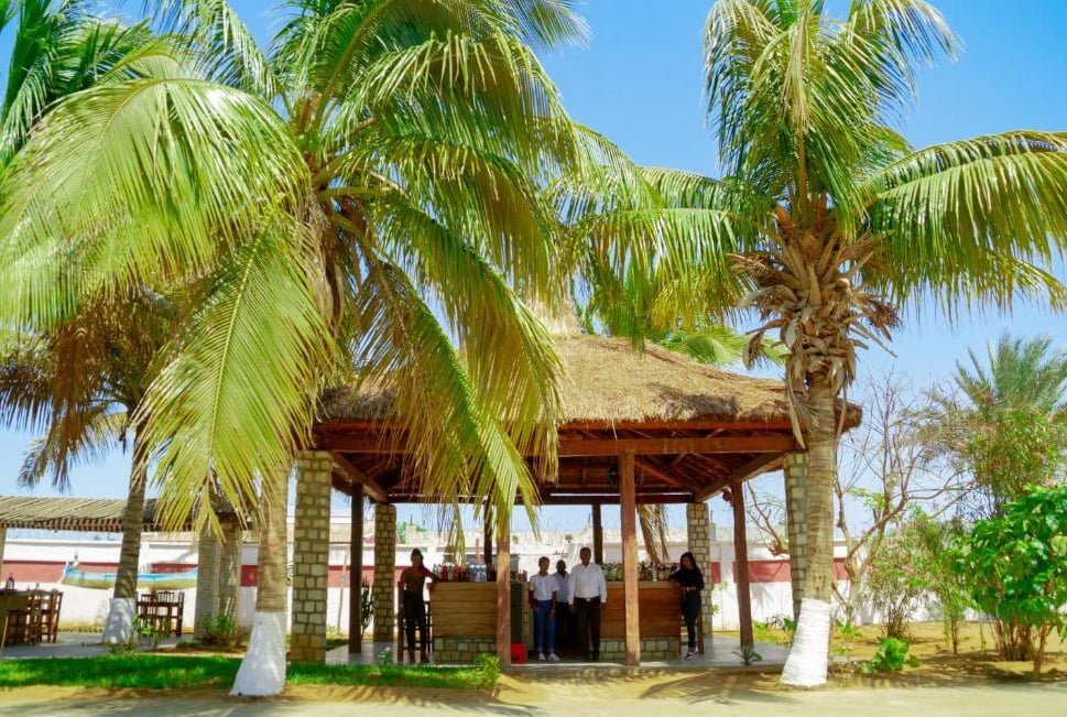 Bohobé Naboty hébergement location voitures restaurant piscine karaoké Tuléar