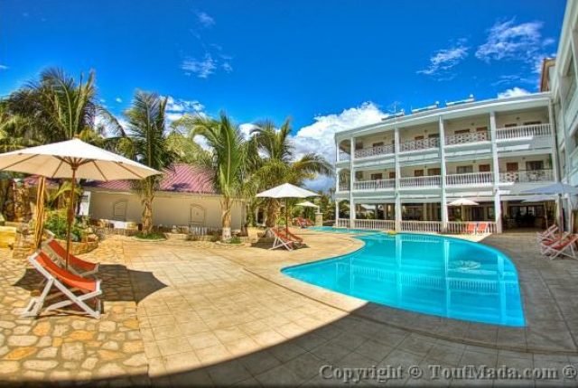 Hôtel Le Palétuvier avec piscine extérieure à Tuléar Madagascar
