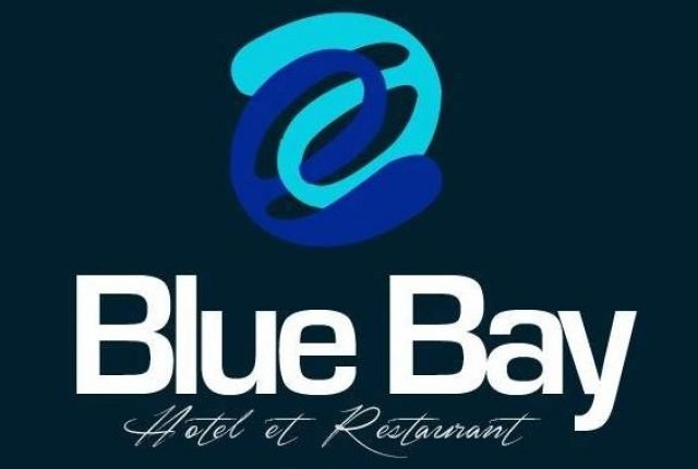 Blue Bay Hôtel 3 étoiles Piscine Restaurant Villa Bungalow Majunga Madagascar