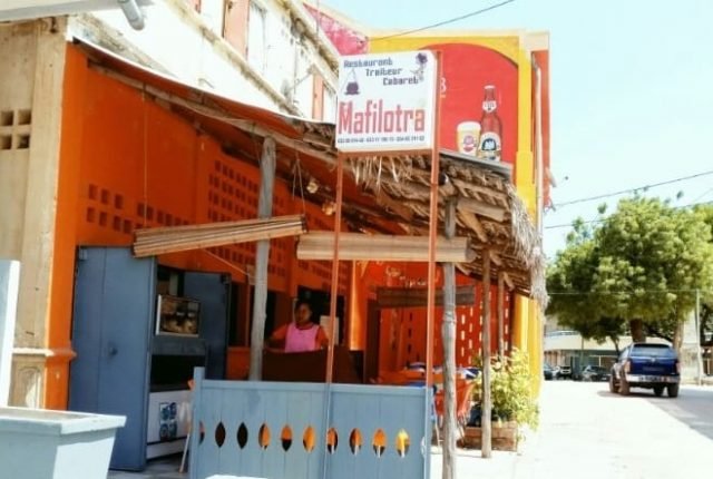 Restaurant Mafilotra Cuisine Malgache Grillades Cabaret Majunga Madagascar